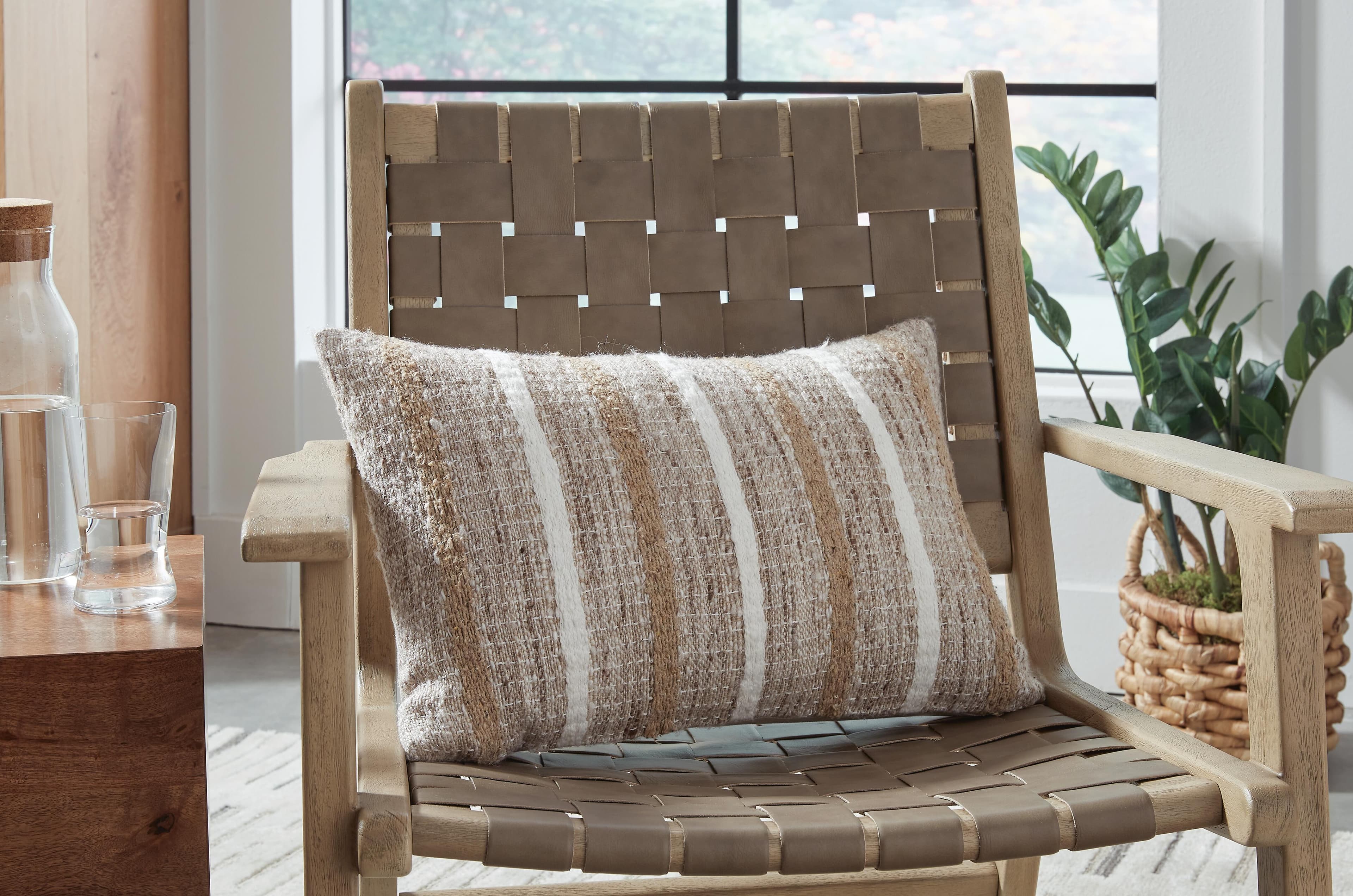 Benish Pillow (set of 4)
