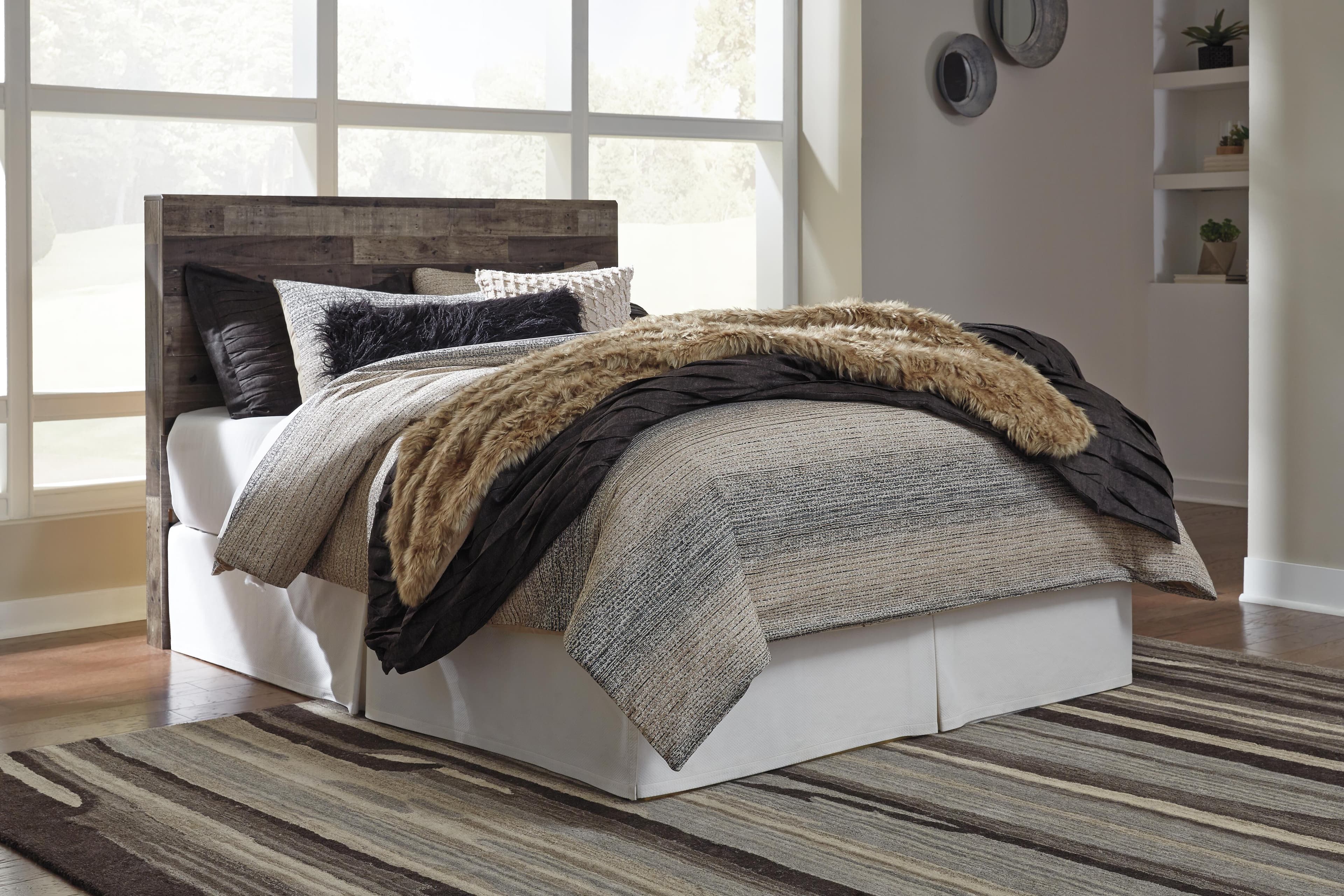 Derekson Queen Panel Headboard