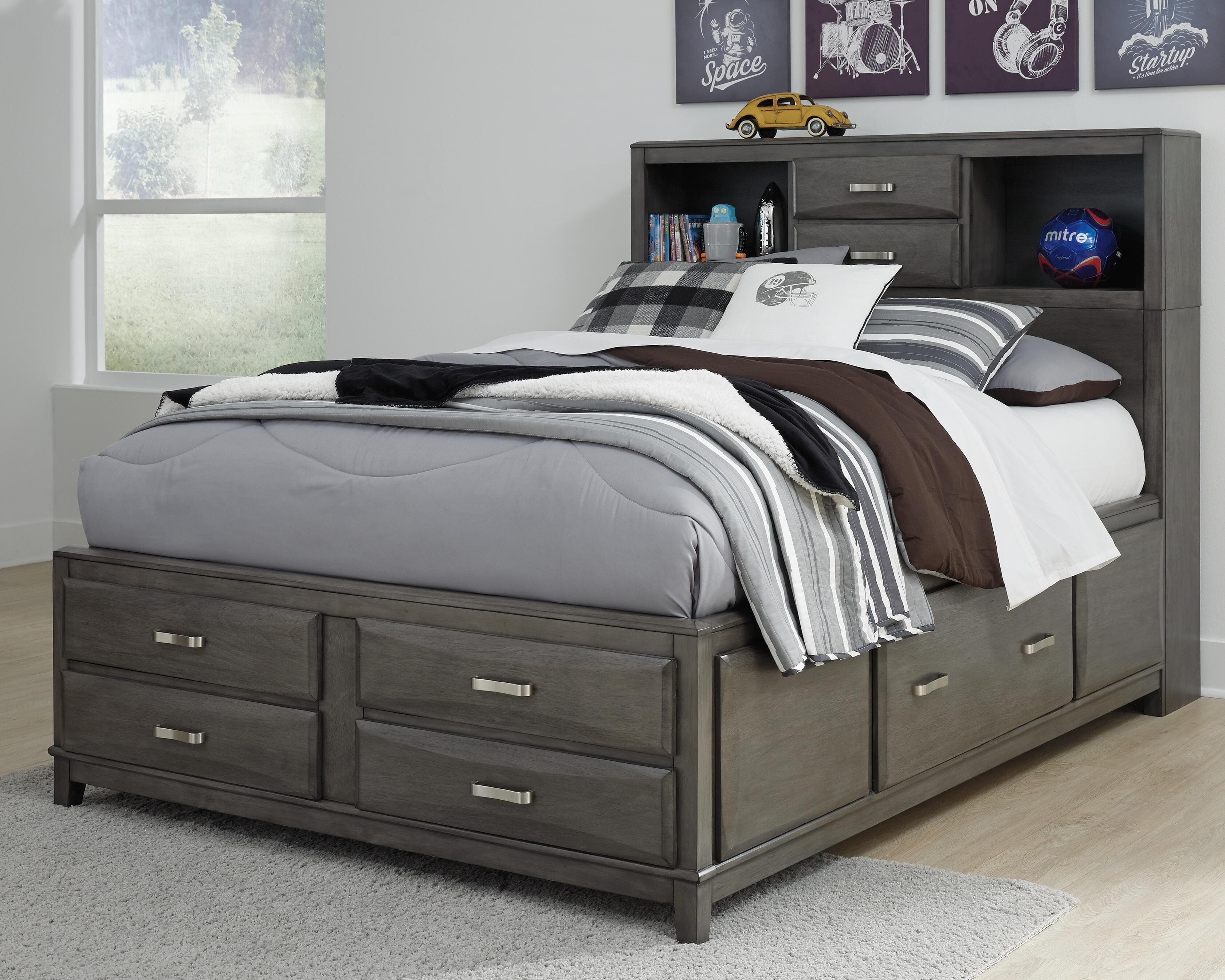 Caitbrook Full Storage Bed with 7 Drawers