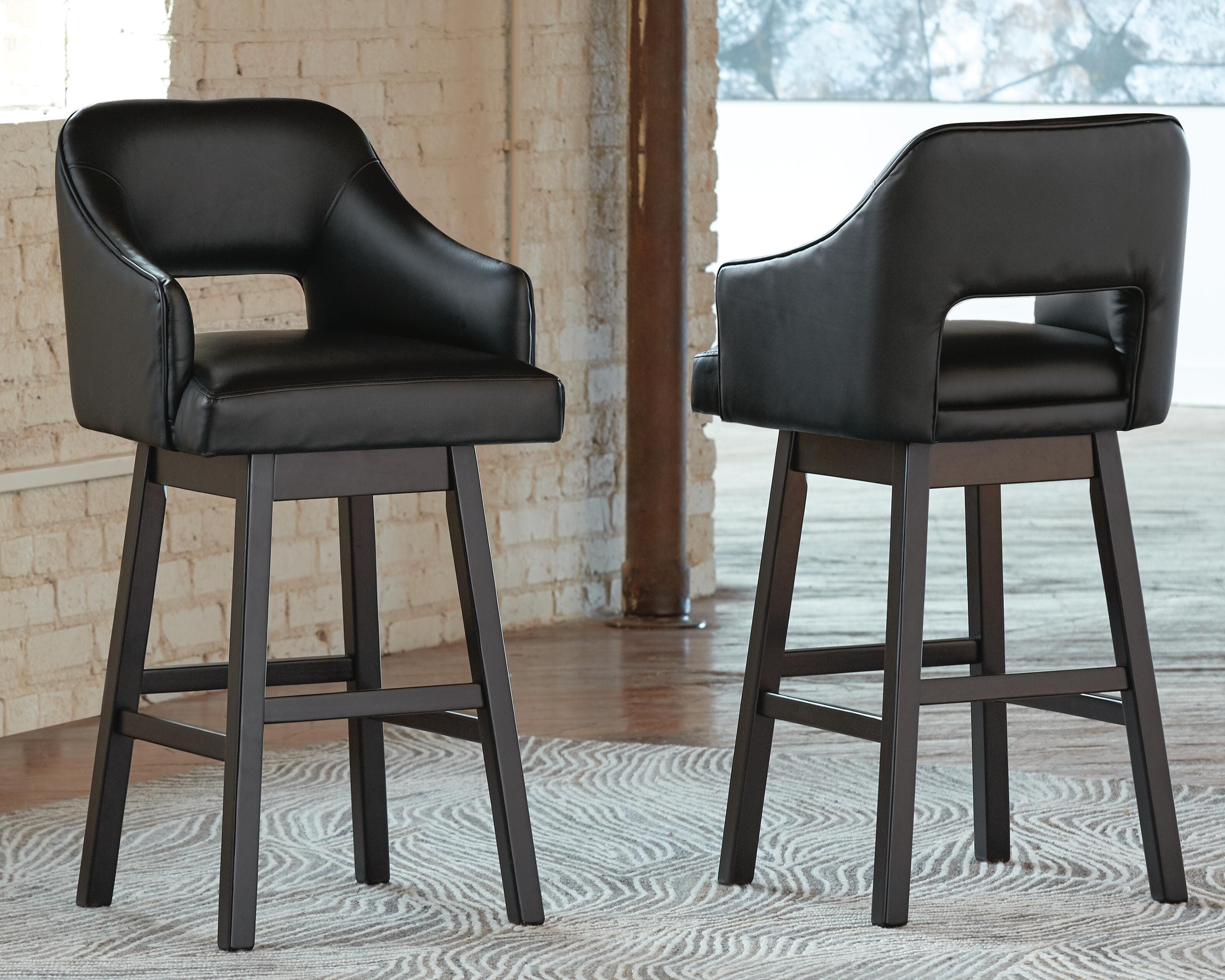 Tallenger Bar Height Bar Stool