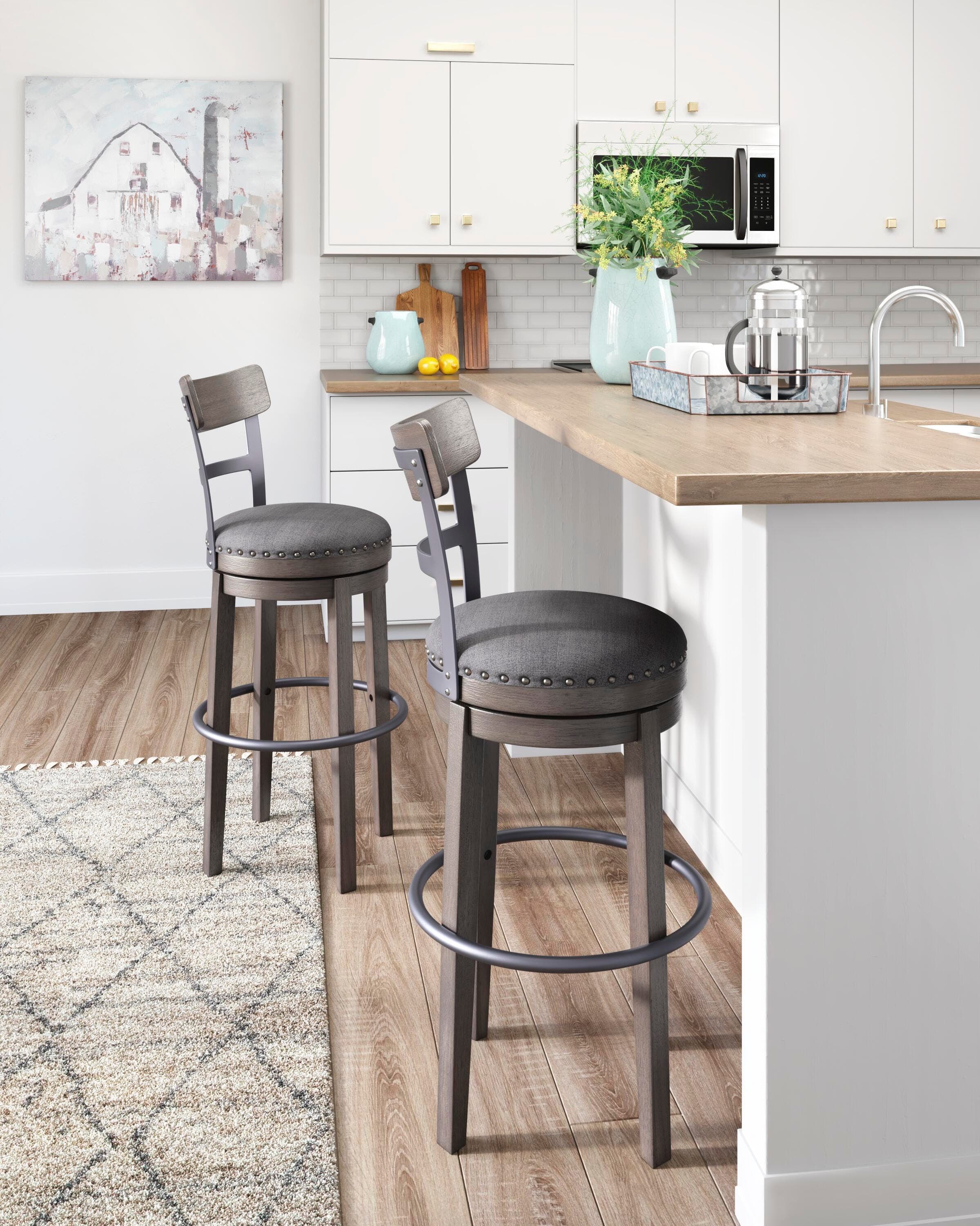 Caitbrook Bar Height Swivel Bar Stool