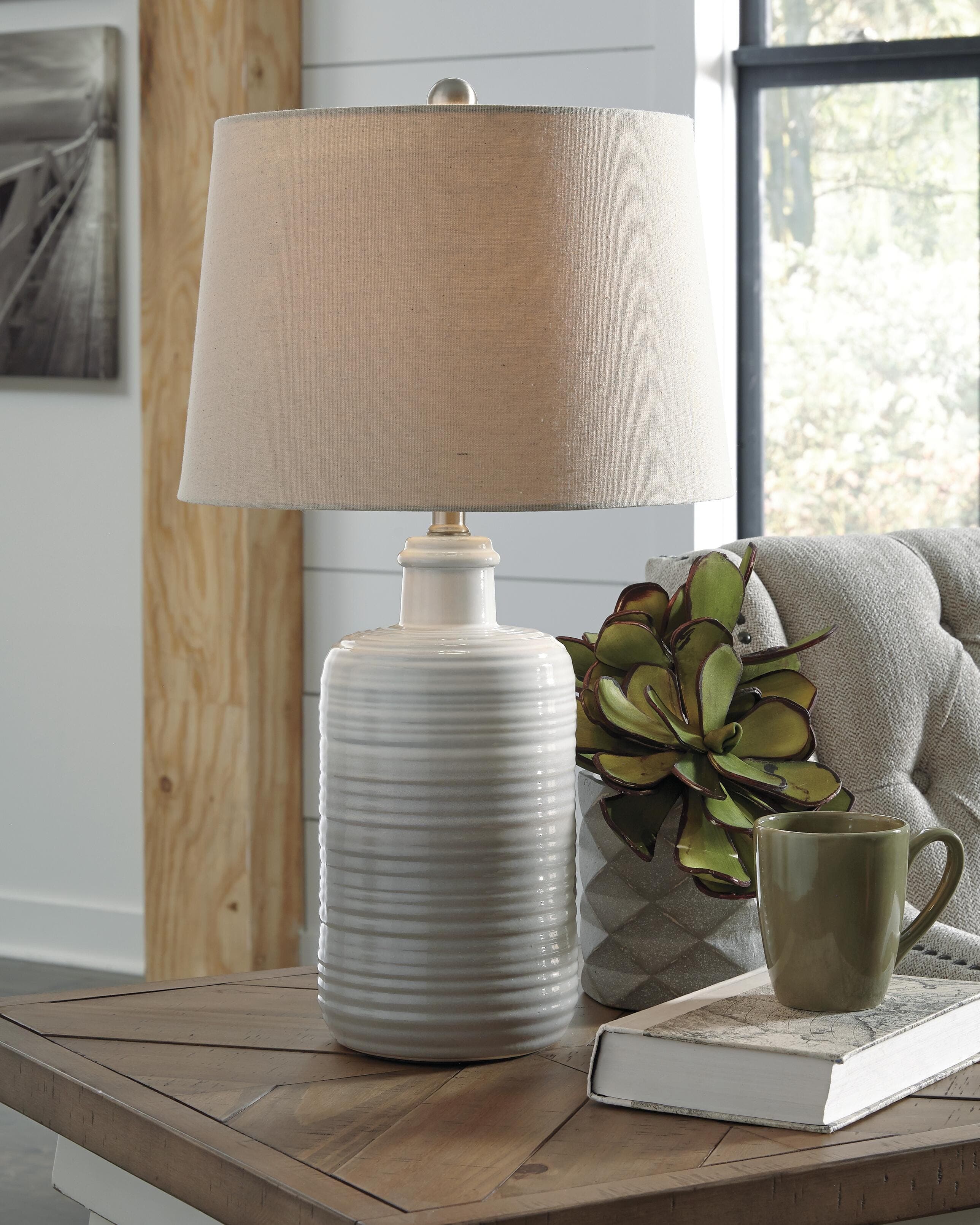 Marnina Table Lamp (set of 2)