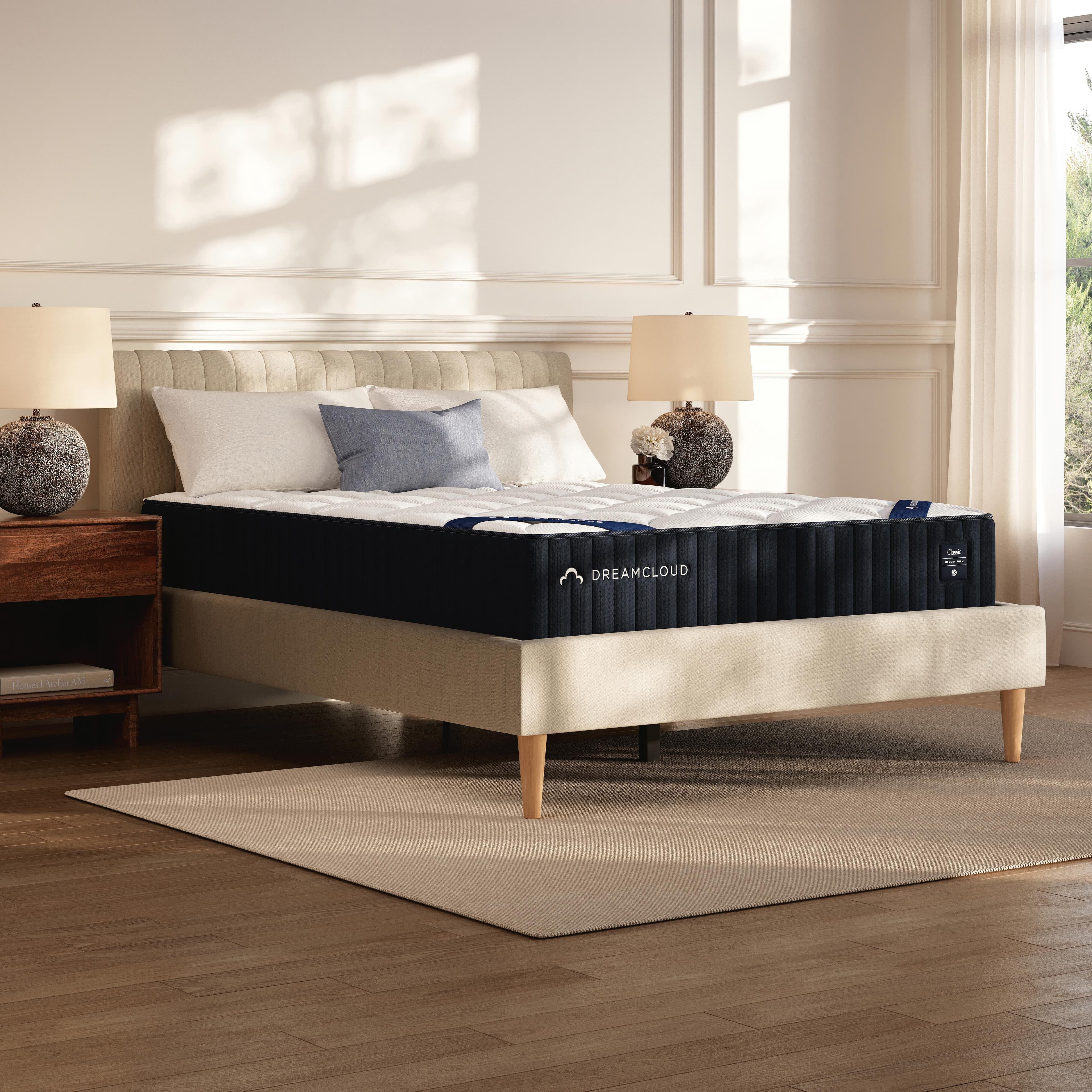 Dreamcloud Classic Memory Foam King Mattress