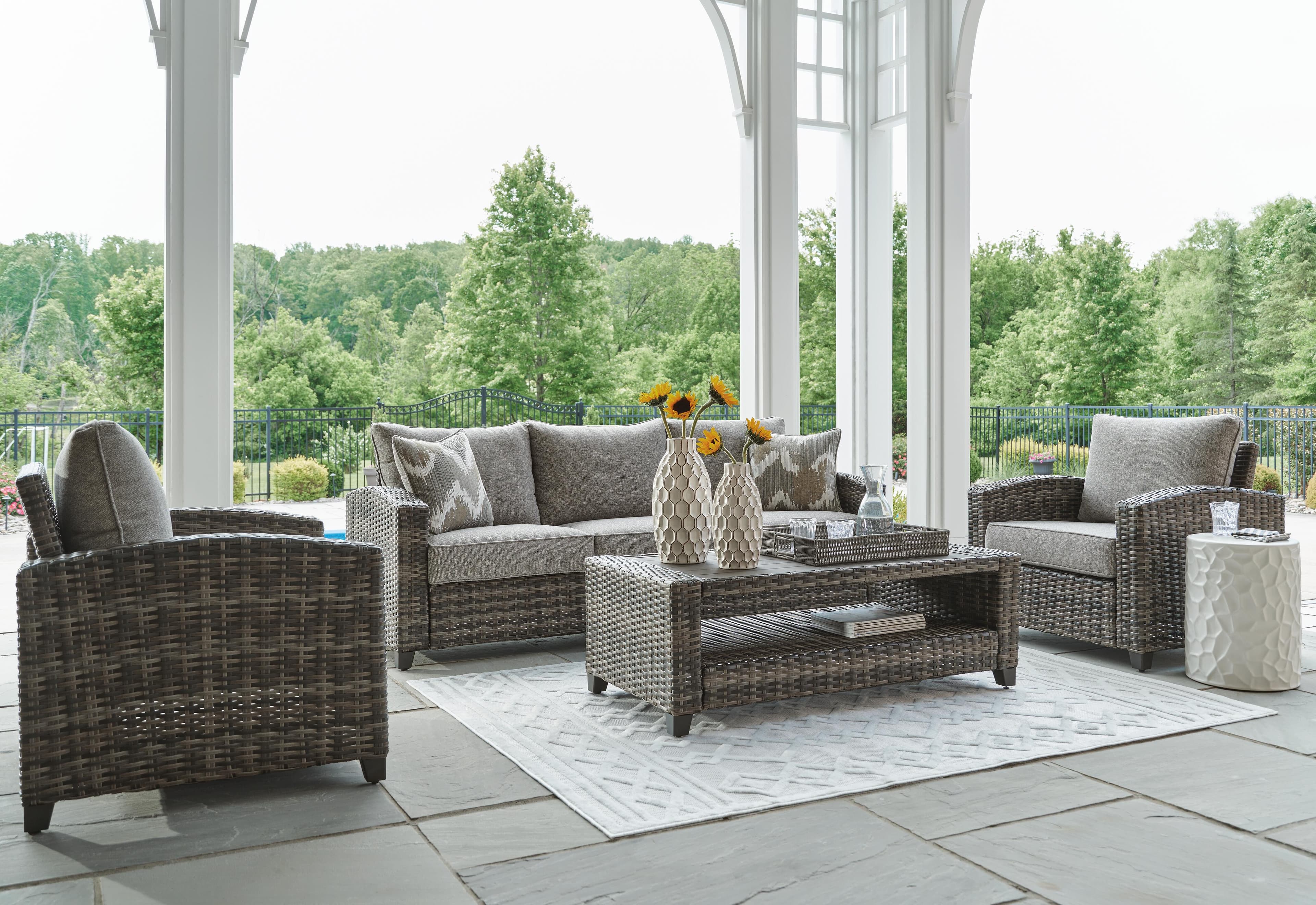 Oasis Court Outdoor Sofa/chairs/table Set (set of 4)