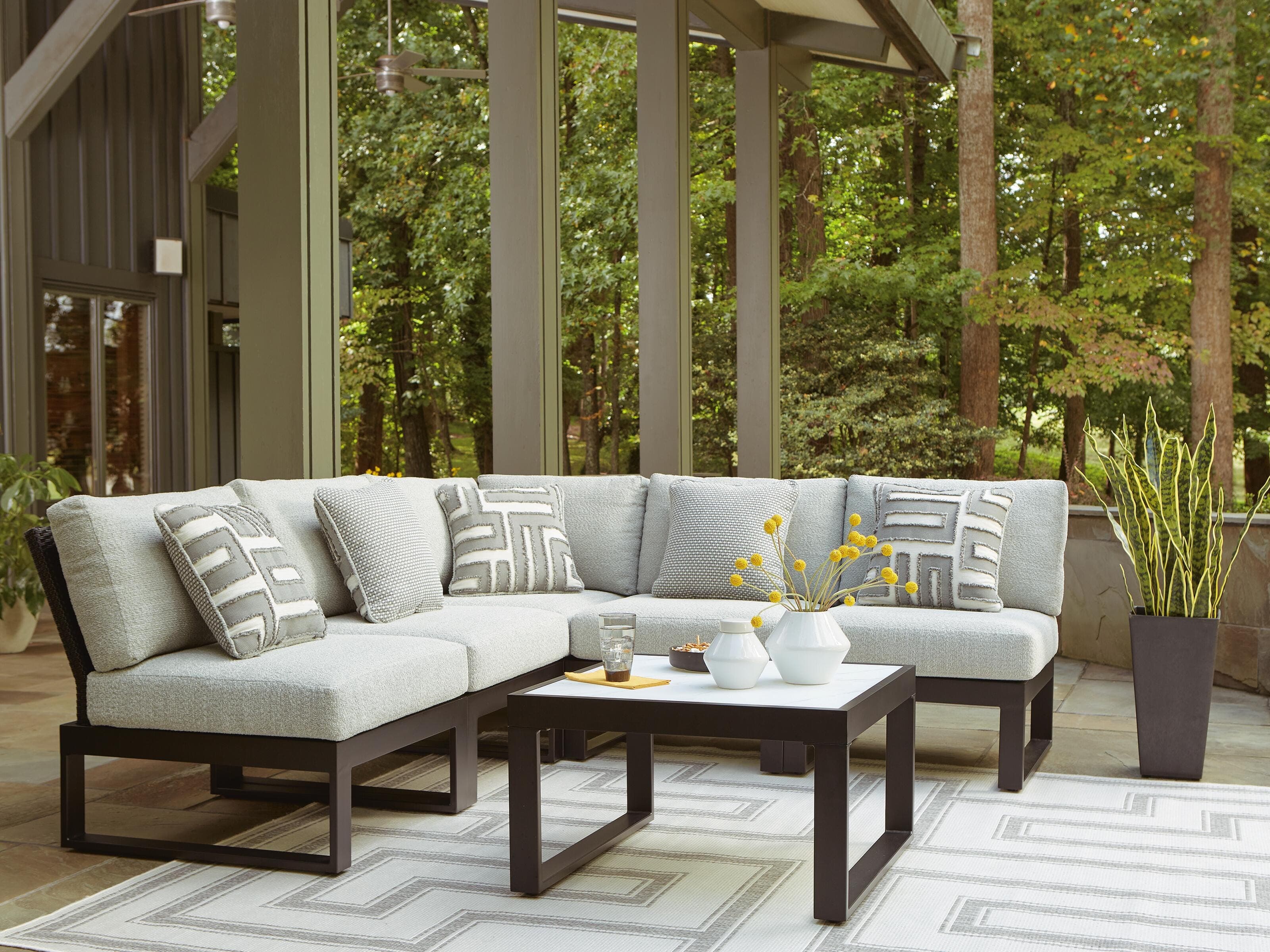 Beachloft 5-piece Outdoor Sectional