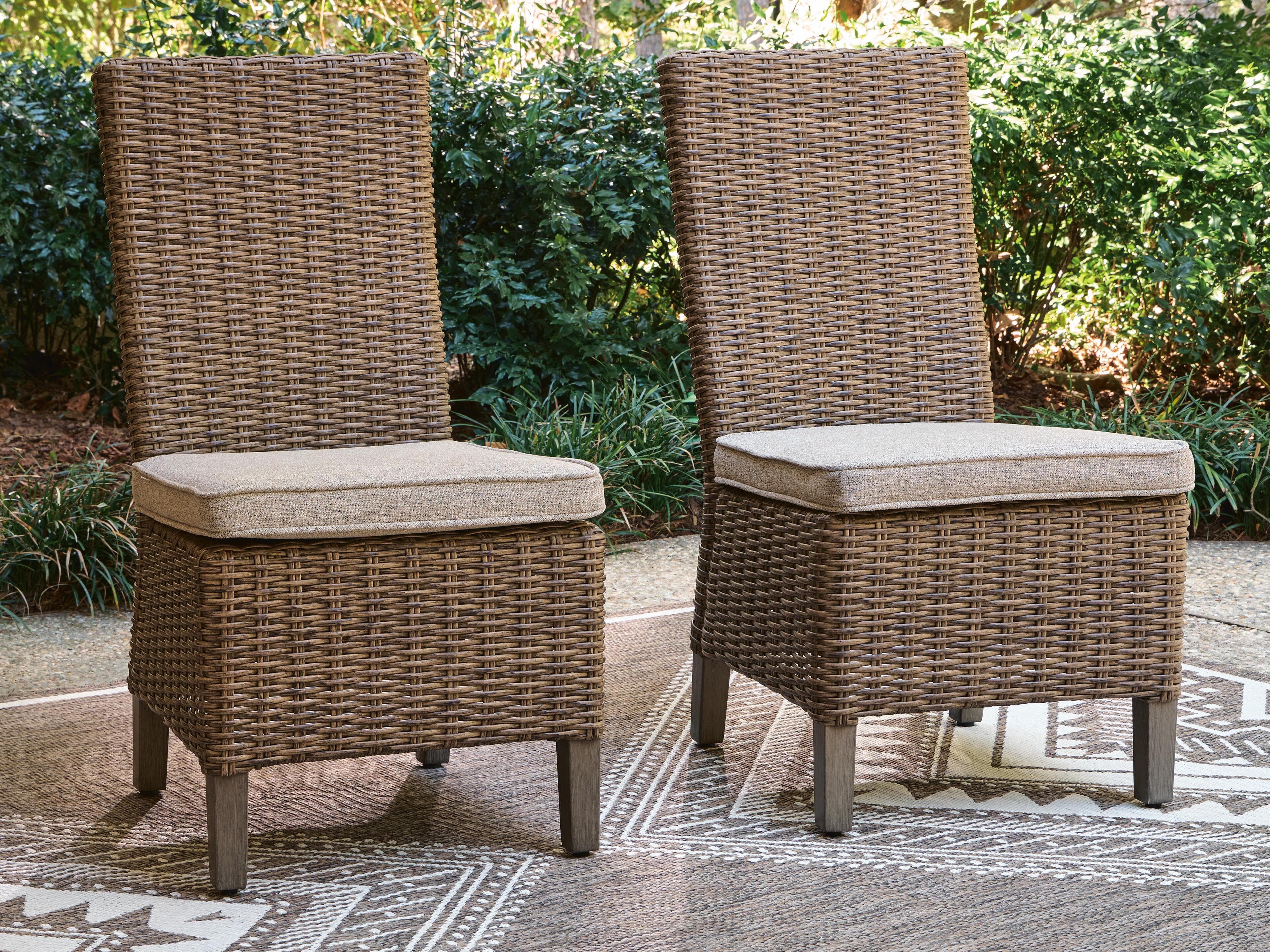 Laguna Heights Side Chair with Cushion (set of 2)