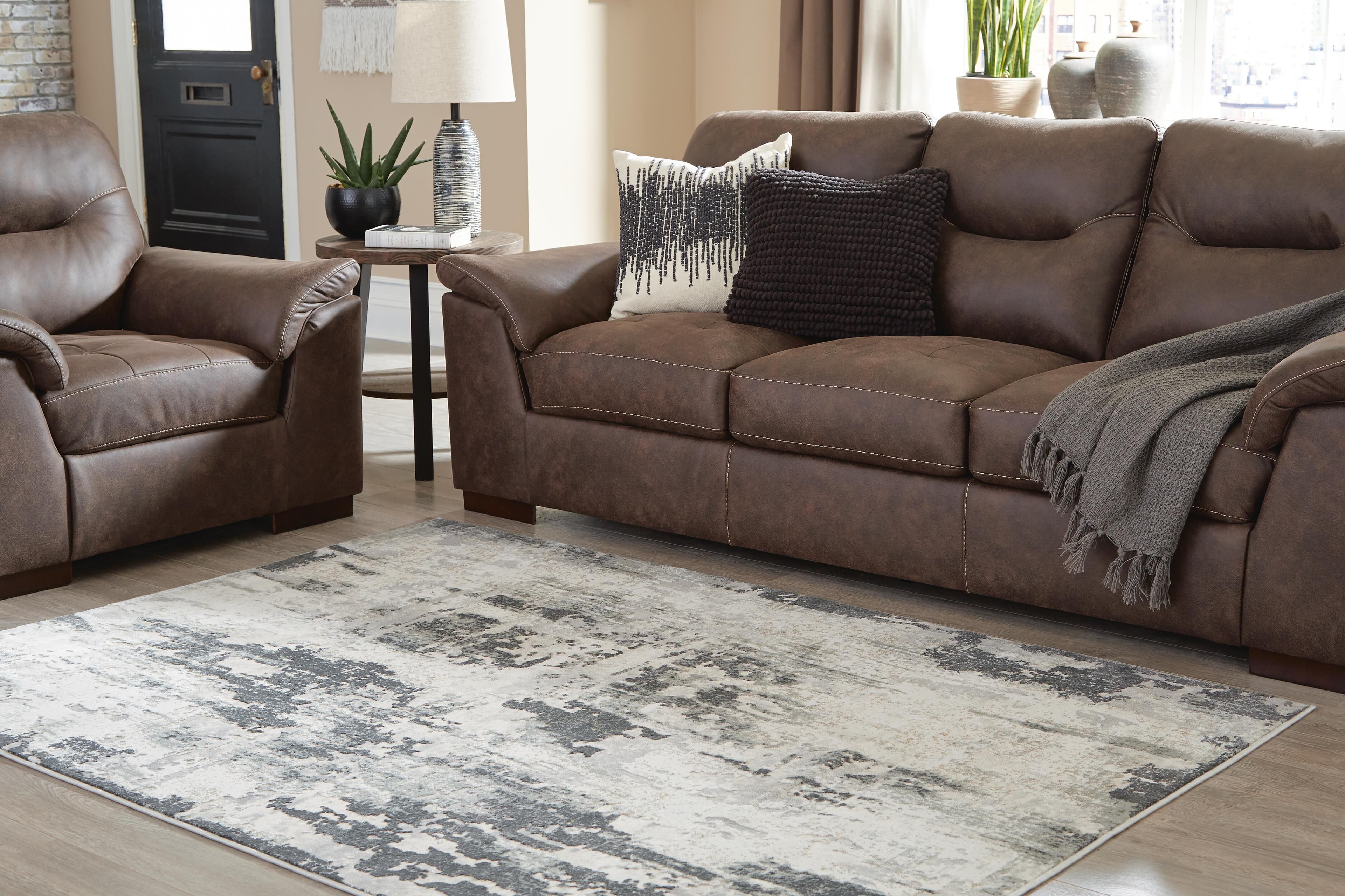Mazatl 5'3" X 7'3" Rug