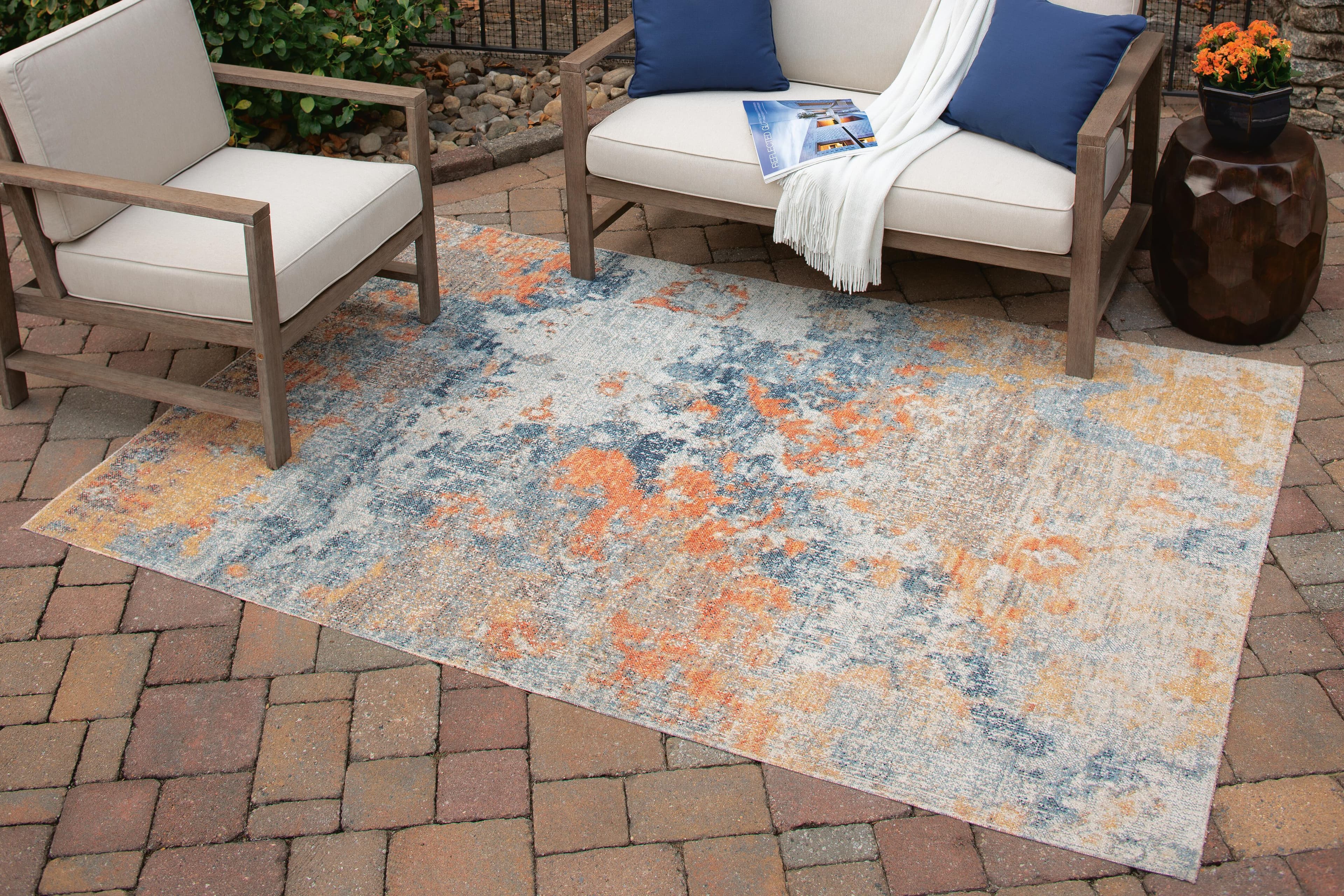 Wraylen 5'3" X 7' Rug
