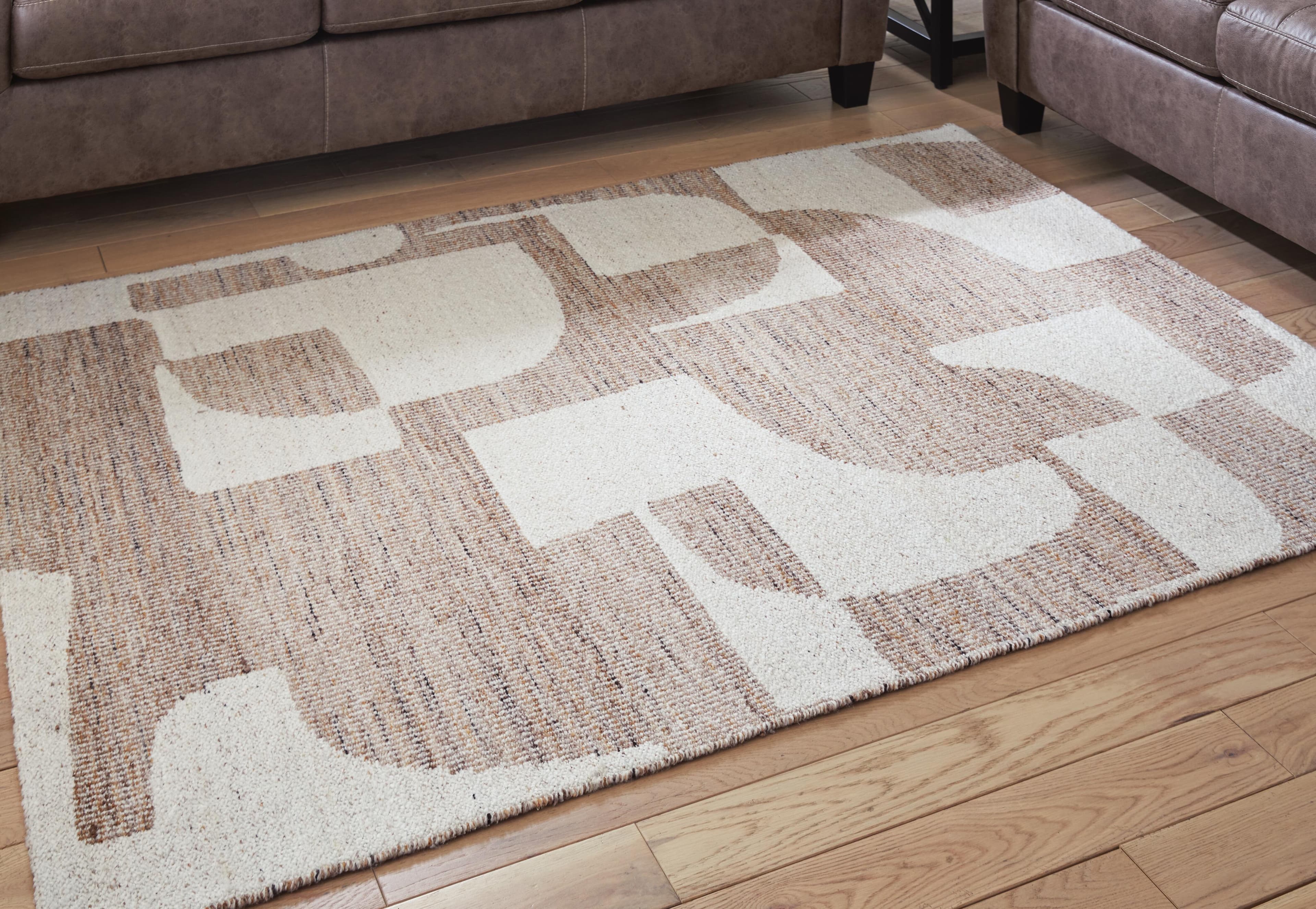 Brynnfield 5' X 7' Rug