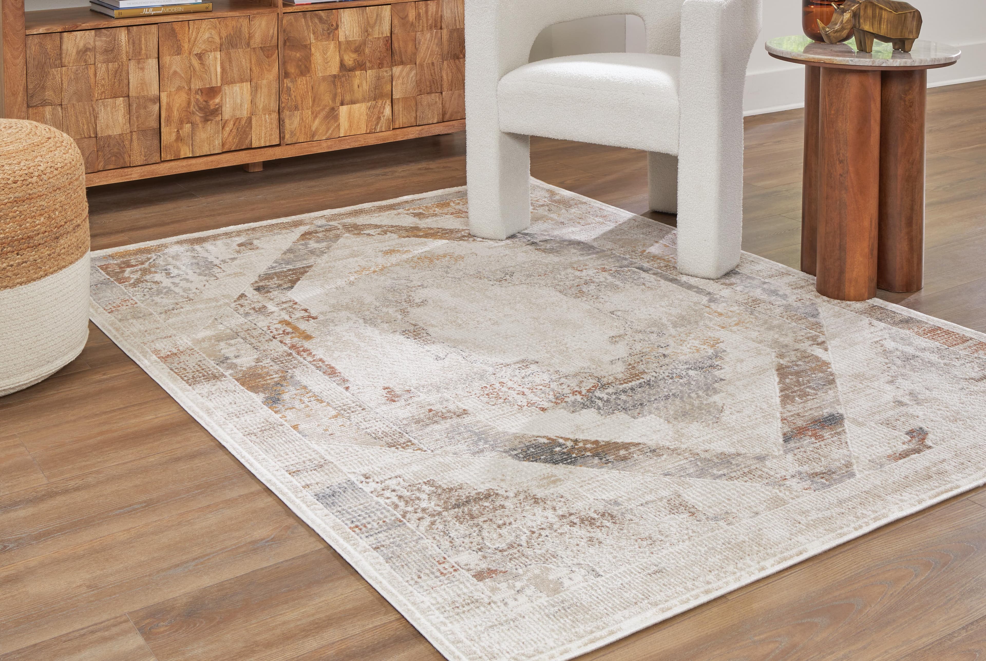 Varnwood 5' X 7' Rug