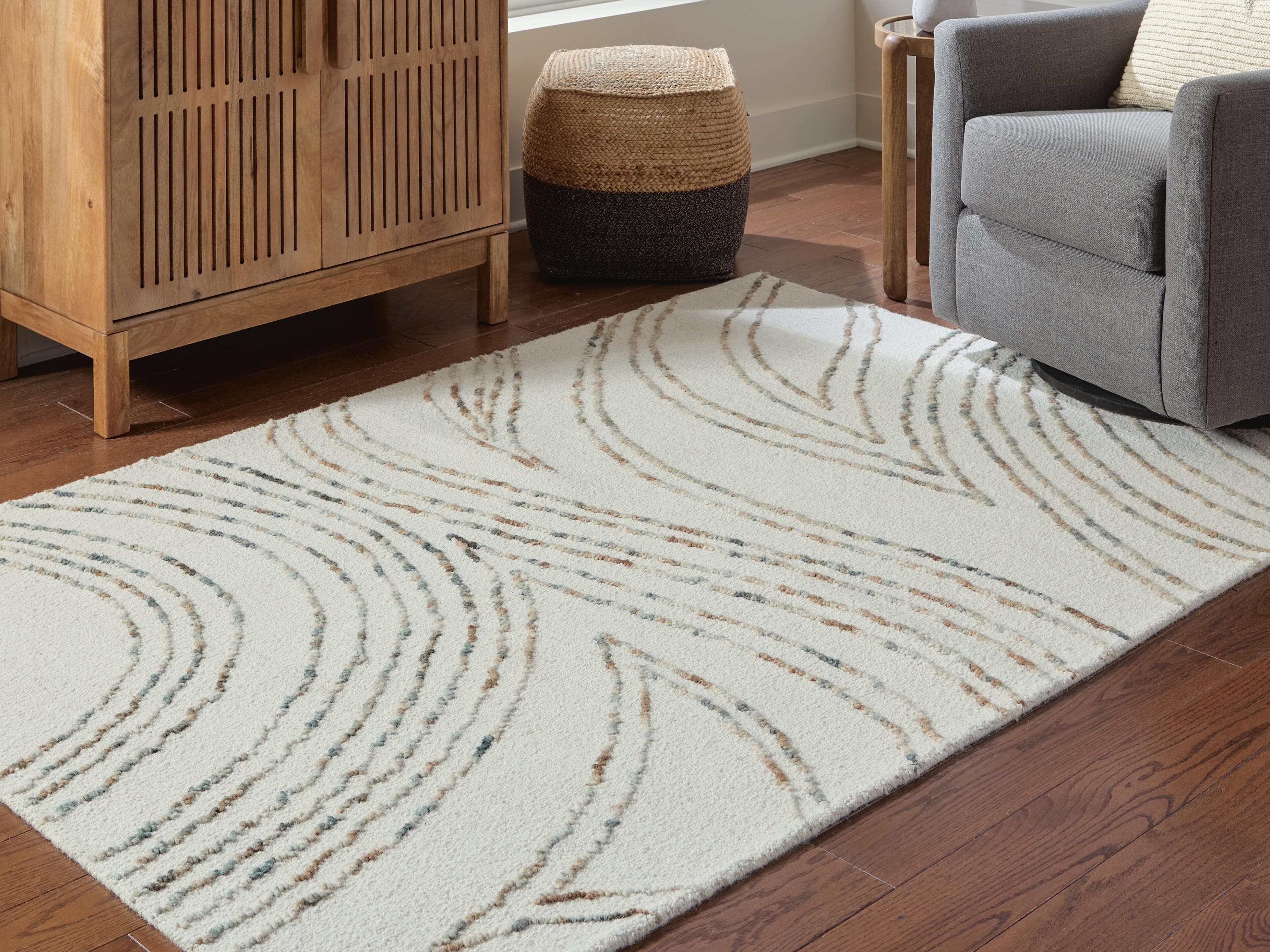 Deenbury 5' X 7' Area Rug