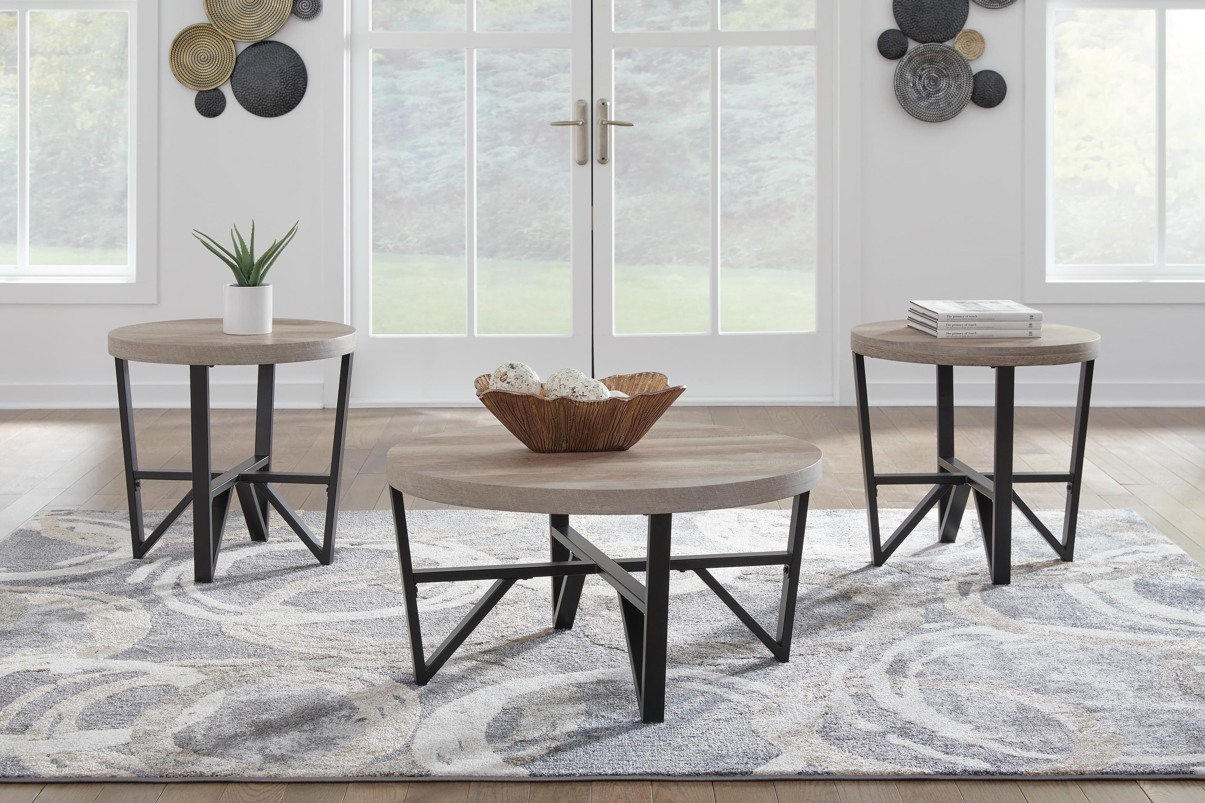 Deanlee Table (set of 3)