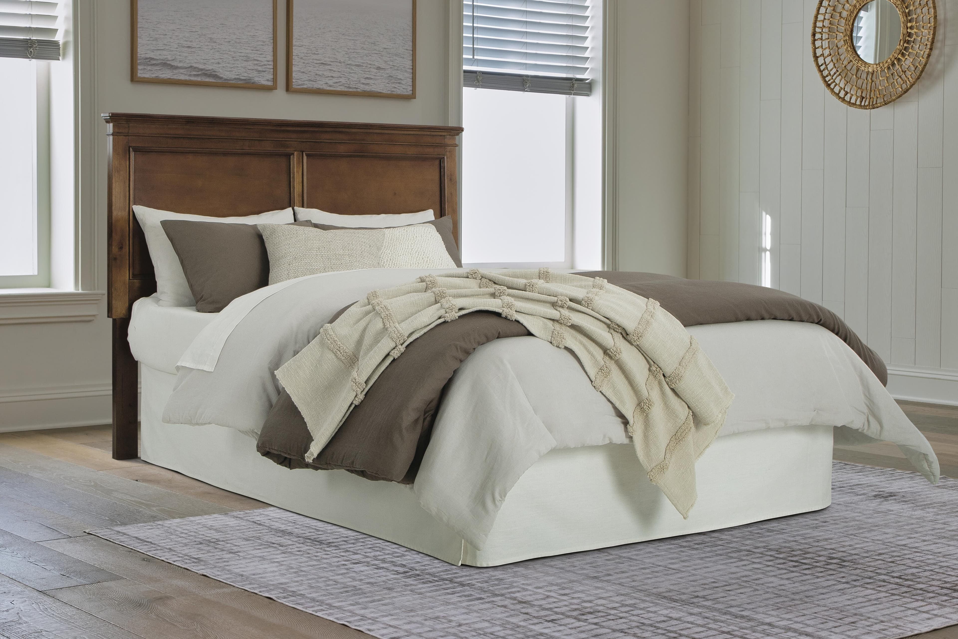 Danabrin Queen Panel Bed