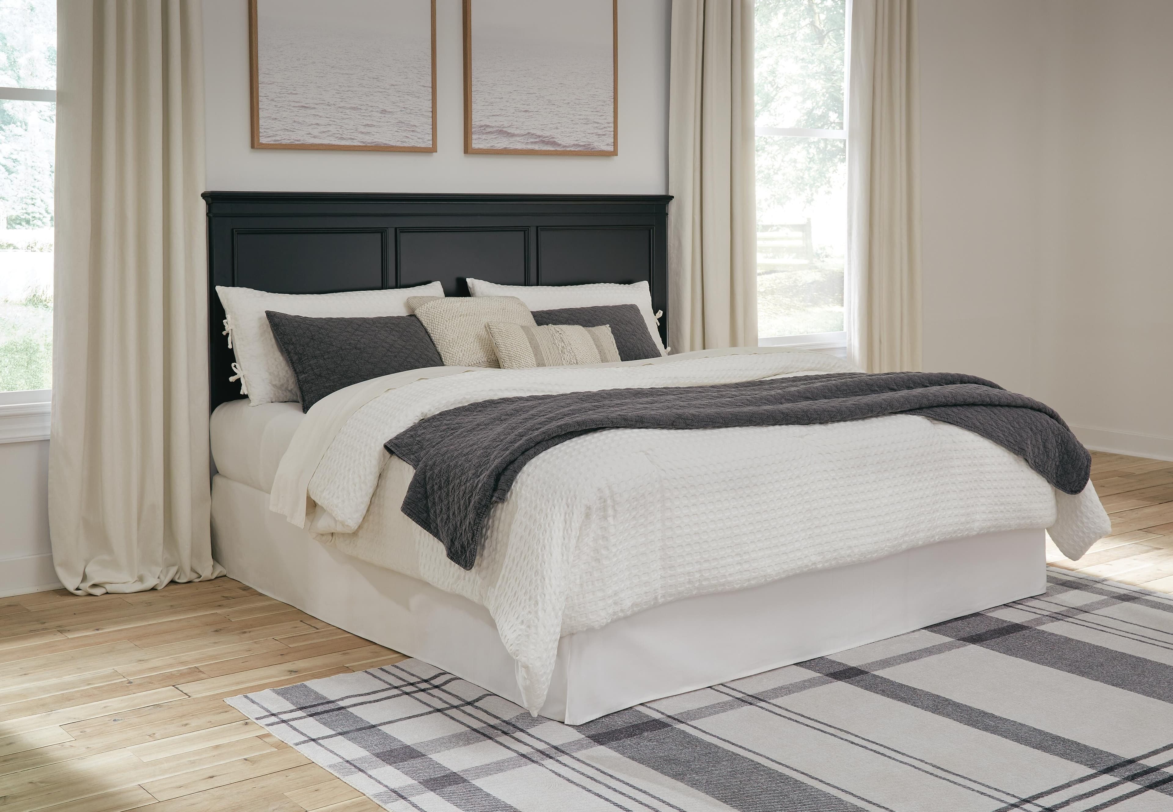 Lanolee California King Panel Bed