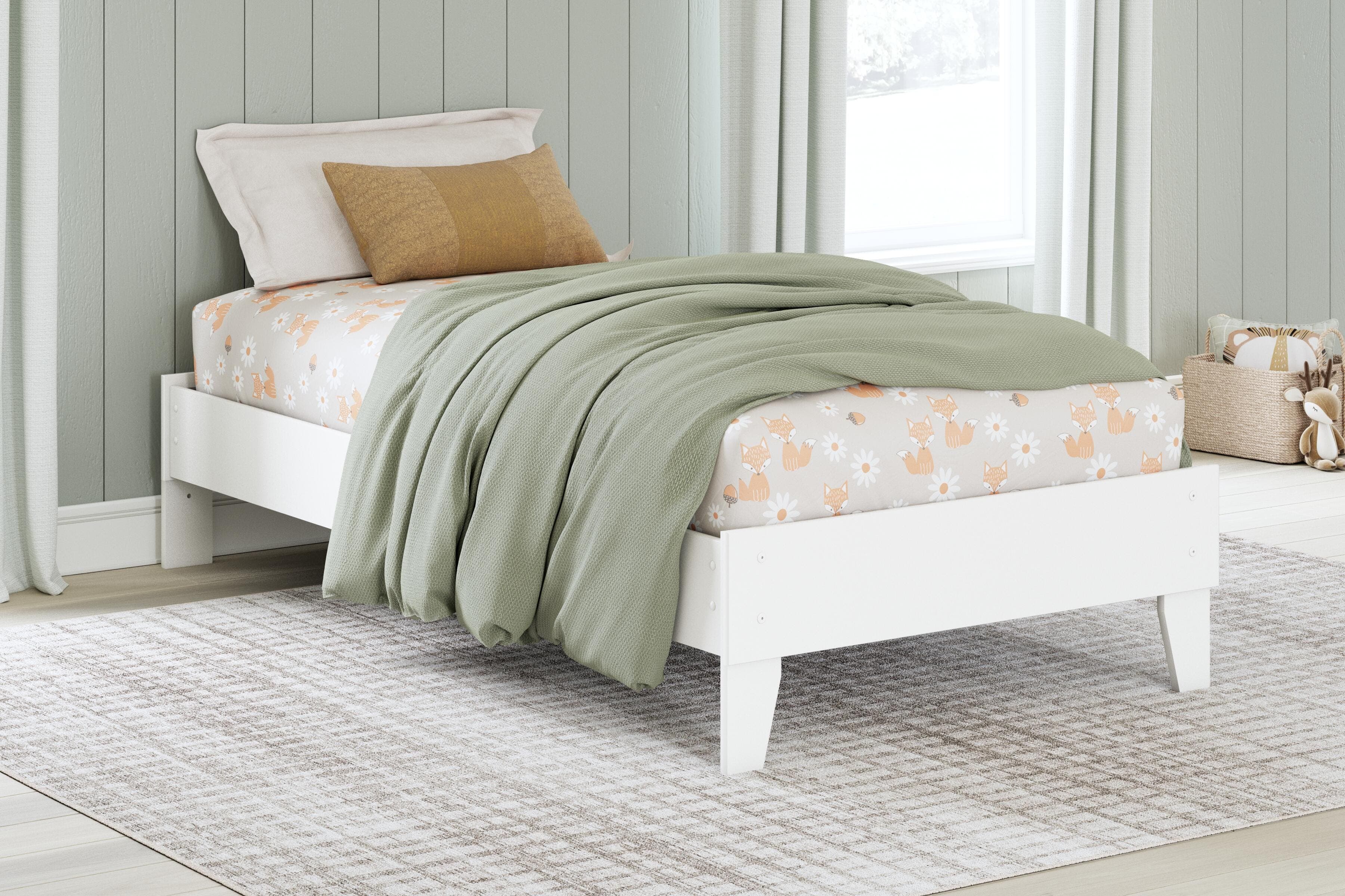 Hallityn Twin Panel Platform Bed