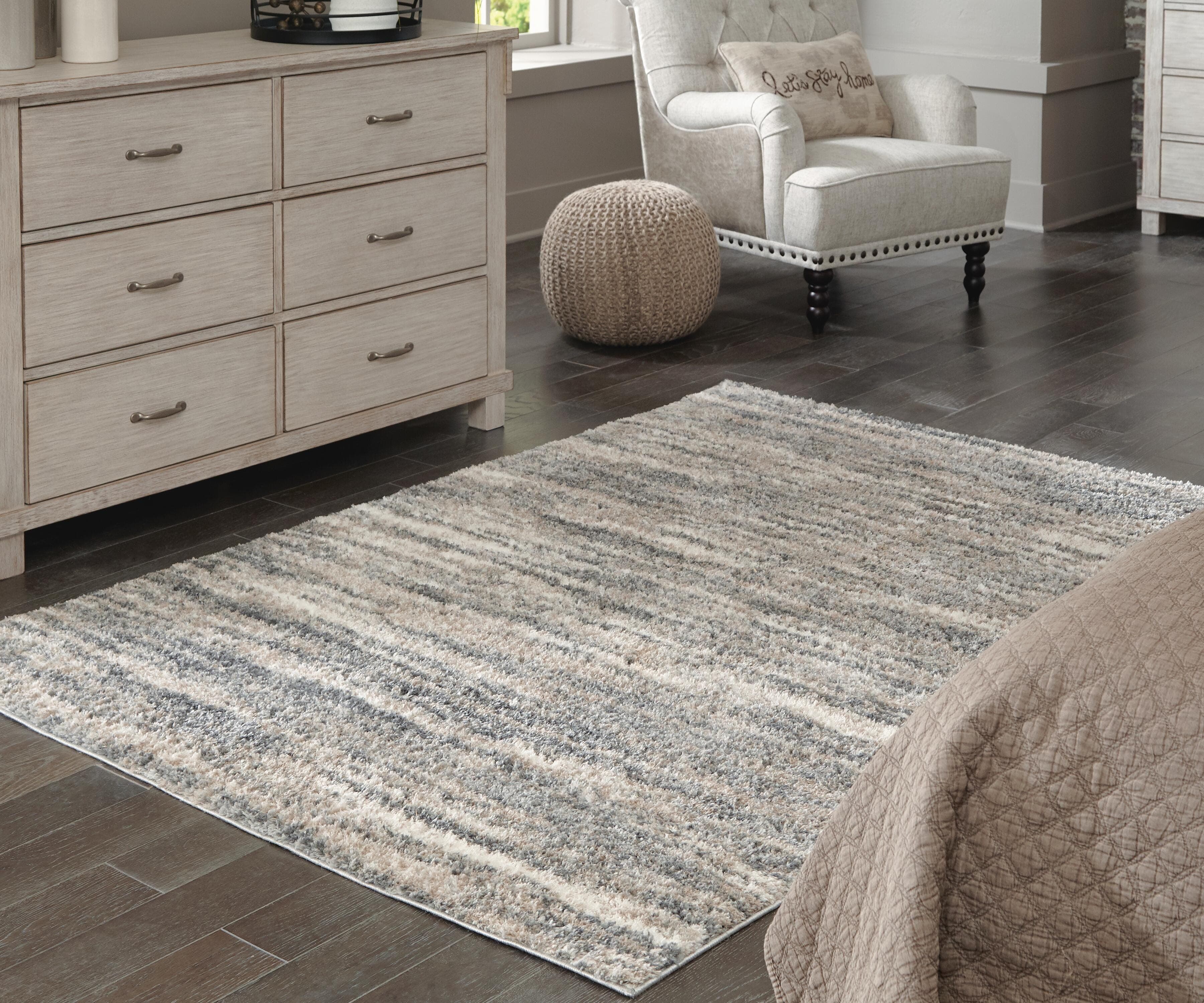 Gizela 5'3" X 7'3" Rug