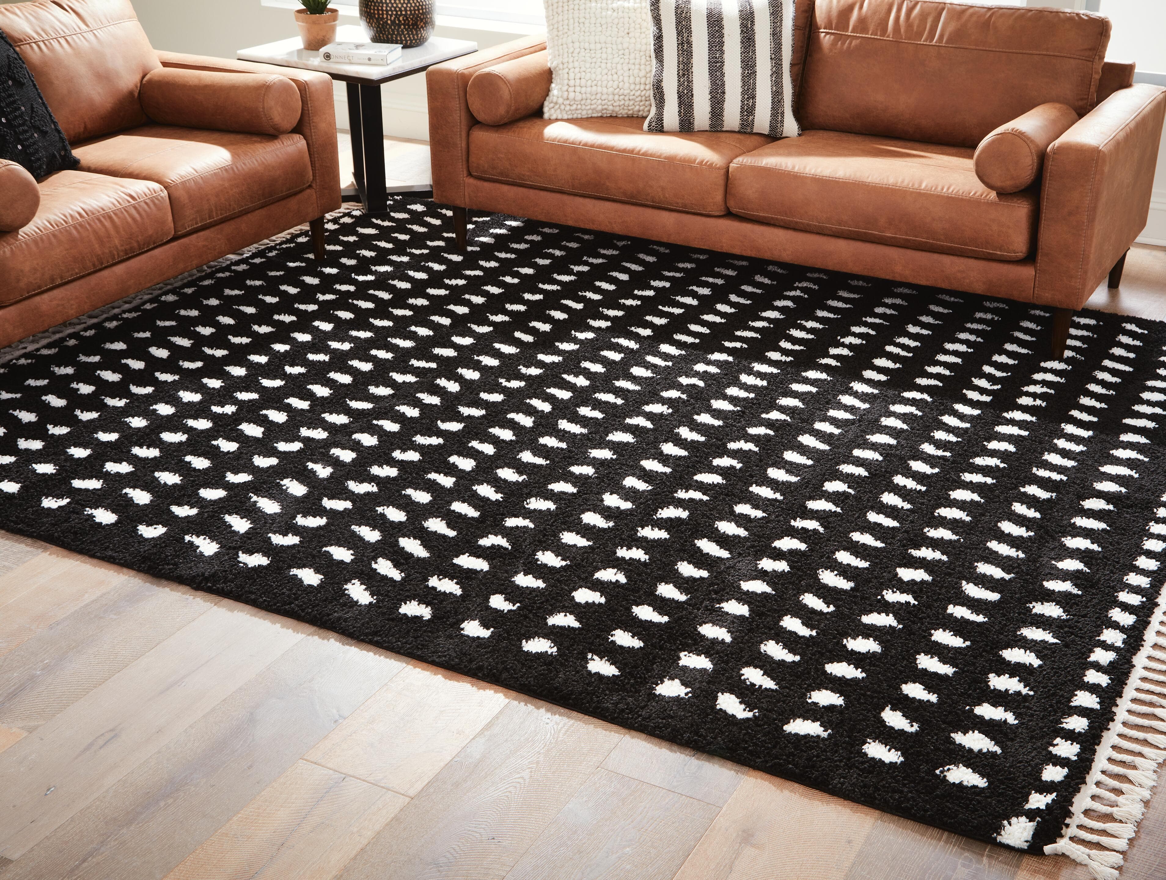 Minston 5' X 7' Rug
