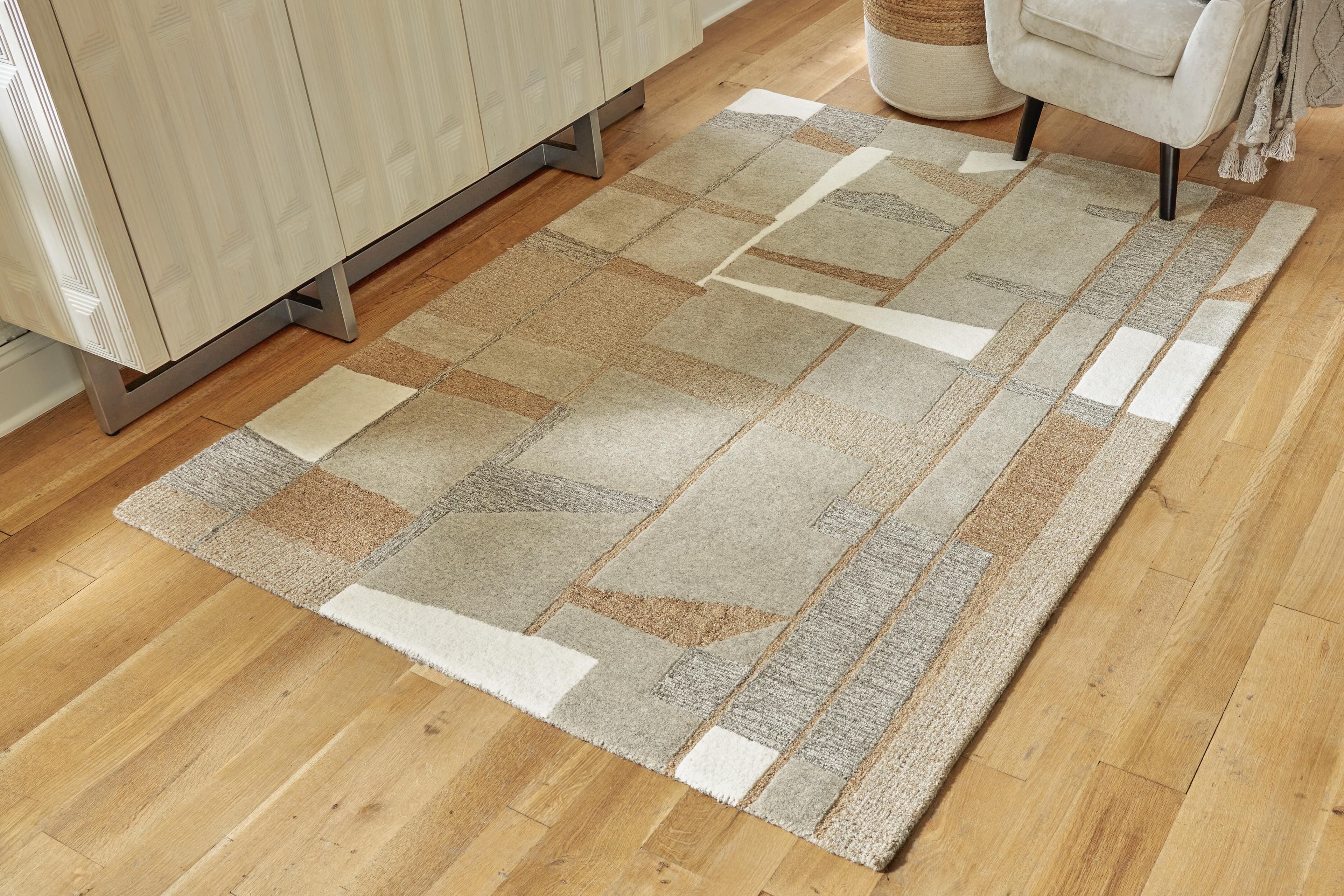 Abbotton 5' X 7' Rug