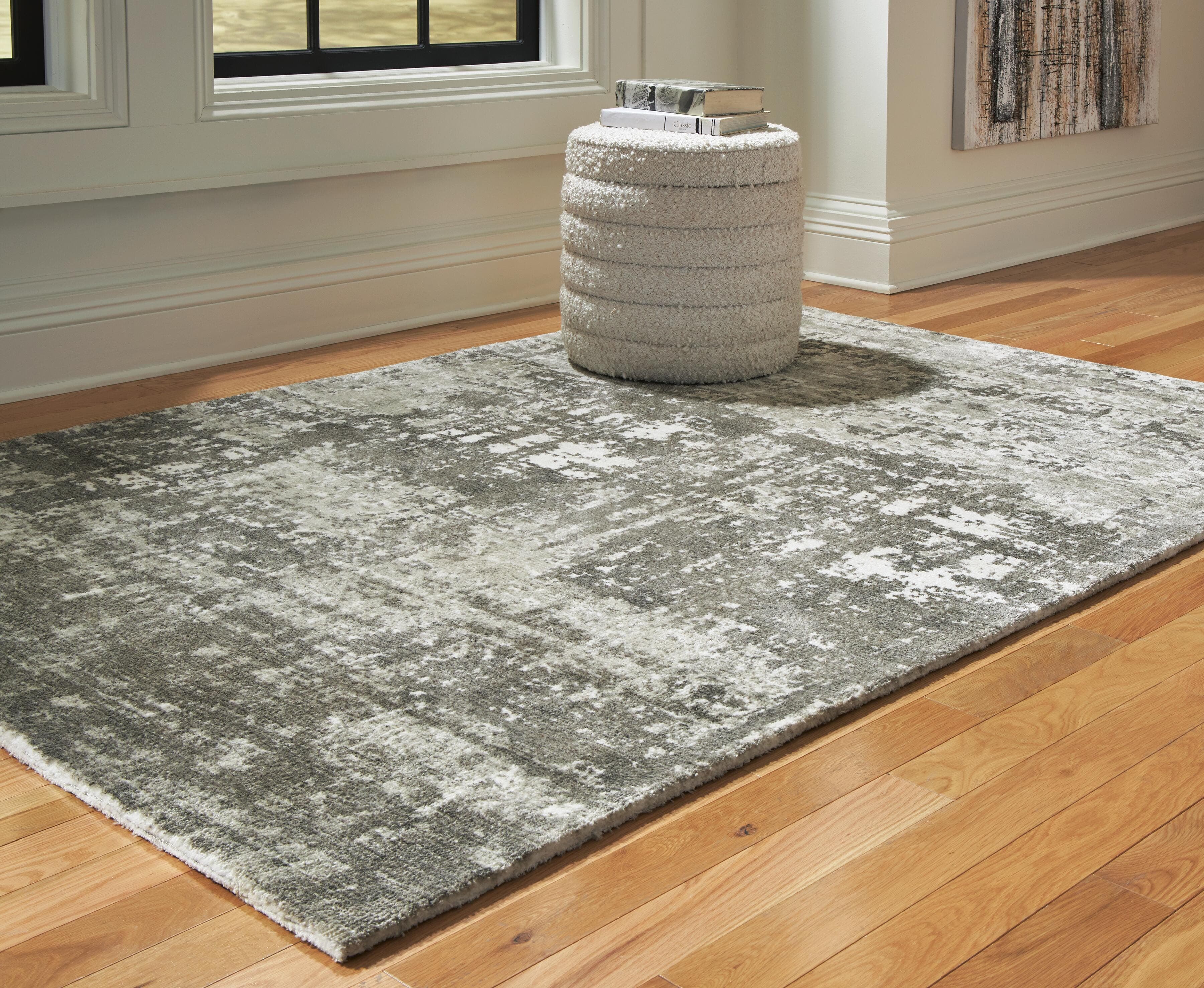 Valmontic 5' X 7' Rug